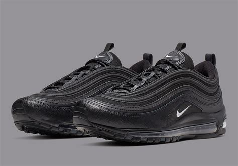 nike 97s all black.